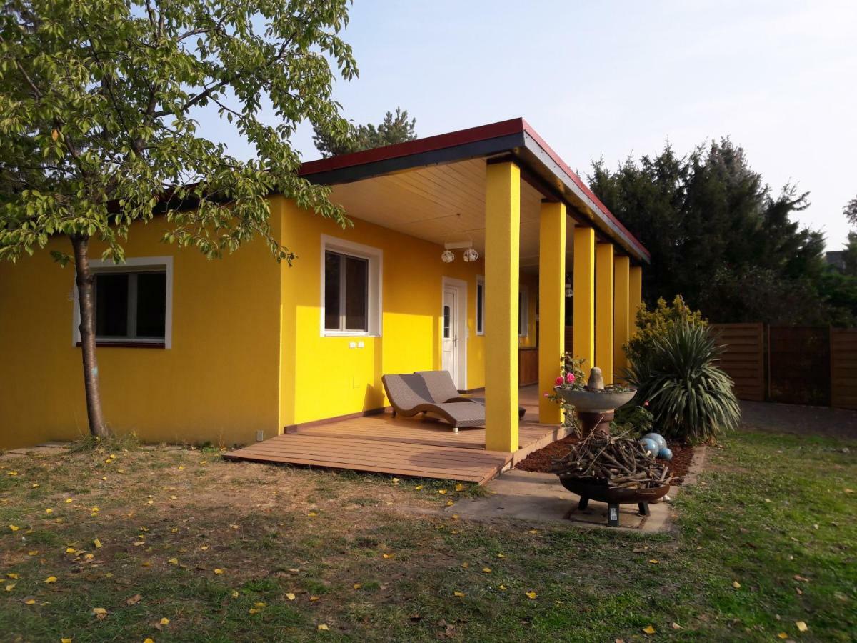 Bungalow At Lake Alte Donau Wien